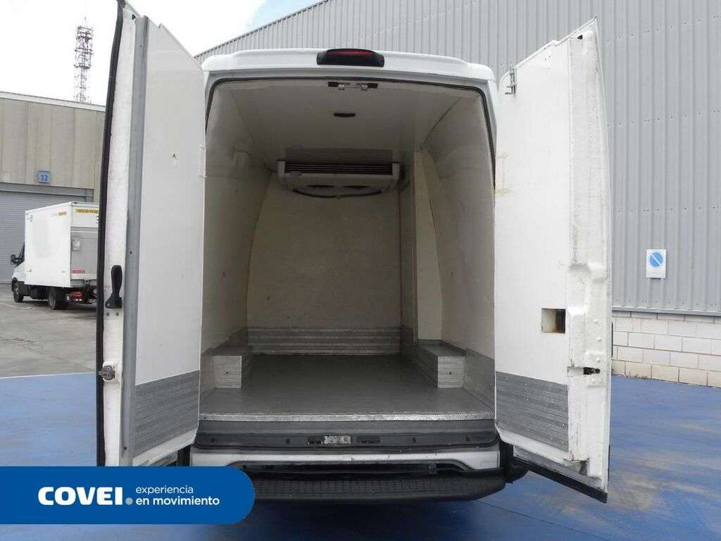 IVECO Daily 35S13 furgoneta frigorífica - Photo 11